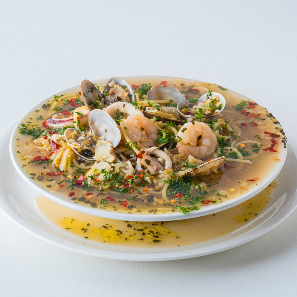 海の幸シーフードペペロンチーノ